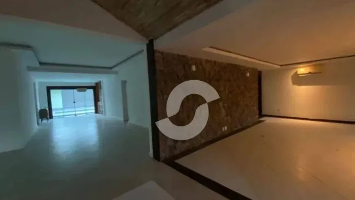 Casa com 5 quartos (3 suítes), 3 vagas, à venda, 320 m² por R$ 3.200.000 - Itacoatiara - N