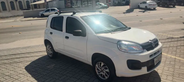 Fiat Uno Attractive 1.0 EVO Fire Flex 8V 5P 2020