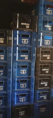 Caixa de litrinho com vasilhames original da ambev