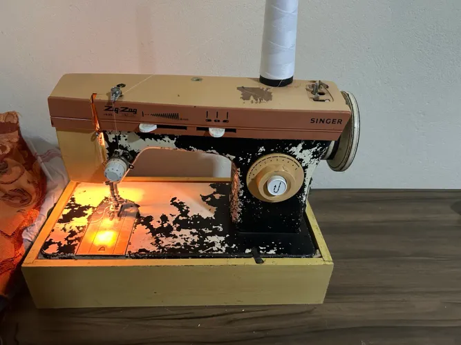 Máquina de costura SINGER