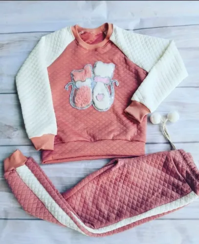 Conjunto juvenil frio