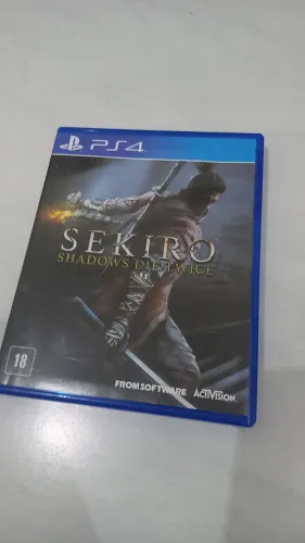 Sekiro: Shadows Die Twice - PS4 (Praticamente zero)