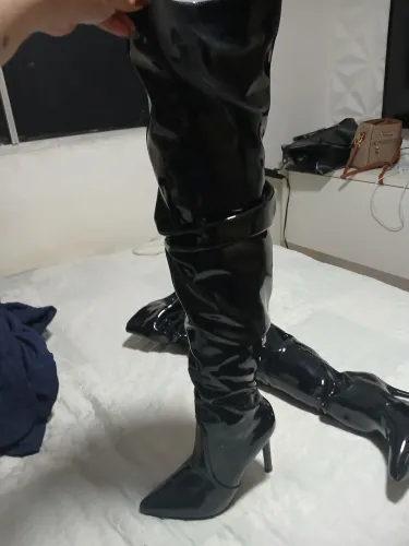 Bota cano longo nova