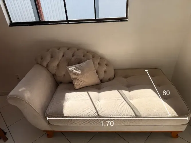 Sofá divã