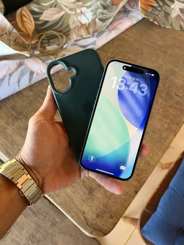 iPhone 16 128gb