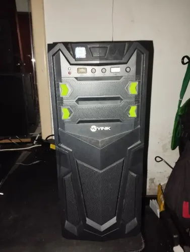 Pc Desktop com placa de vídeo dedicada