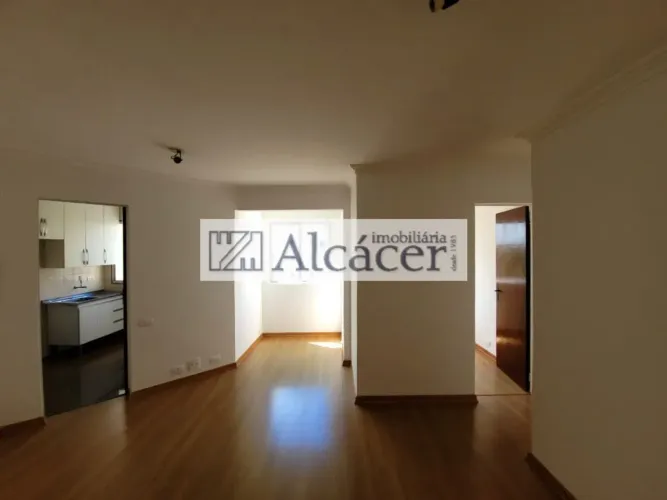 Imóvel para aluguel possui 41 metros quadrados com 2 quartos em Bigorrilho - Curitiba - PR