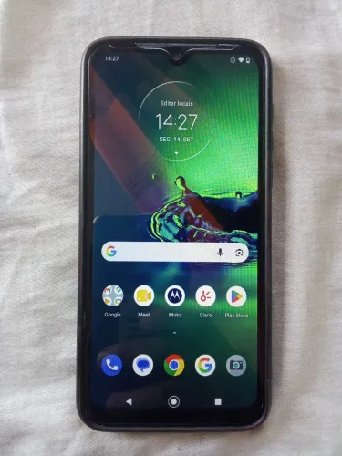 Moto g8 plus 64 gigas. 4 gb de memória ram