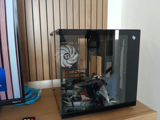 Gabinete com 3 fans argb + controladora