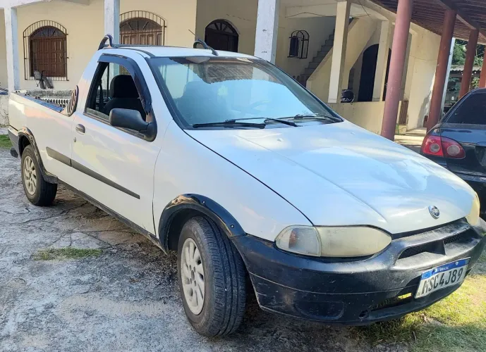 Fiat Strada Working 1.5 MPI 8V CE (álcool) 2000