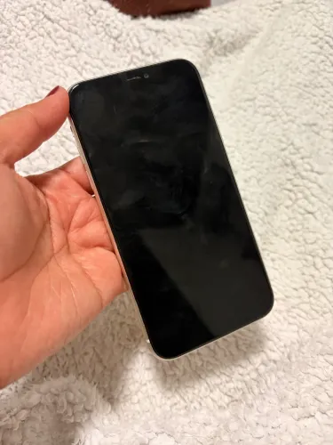 iPhone 11 a venda 