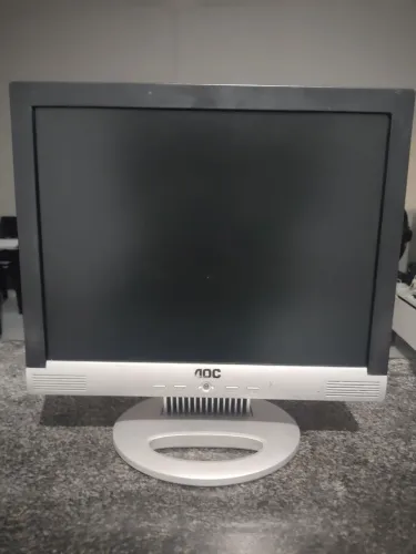 Monitor LCD AOC LM522 15 Polegadas 