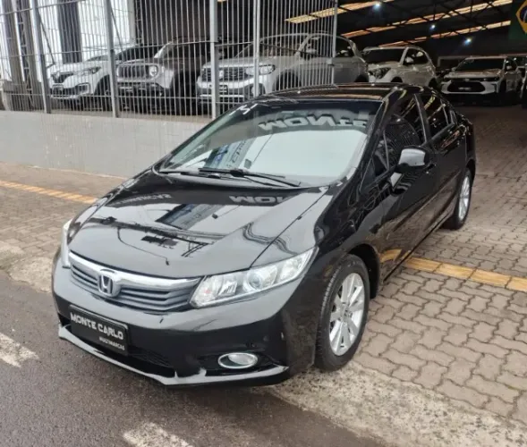 Honda Civic Sedan LXS 1.8/1.8 Flex 16V Mec. 4P 2014