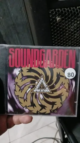 CD SOUNDGARDEN - BADMOTORFINGER - 80