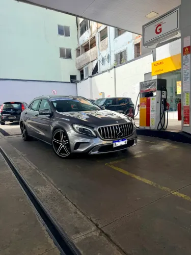 Mercedes-Benz GLA 200 Vision 1.6/1.6 TB 16V Flex Aut. 2015
