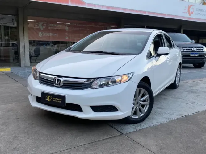 Honda Civic Sedan LXS 1.8/1.8 Flex 16V Aut. 4P 2014