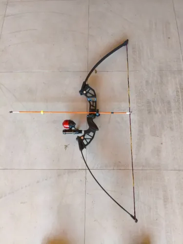 Arco e Flecha, Arco Recurvo Profissional de 40 Libras com kit de Pesca