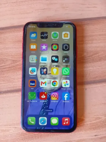 iPhone XR 64gb vermelho