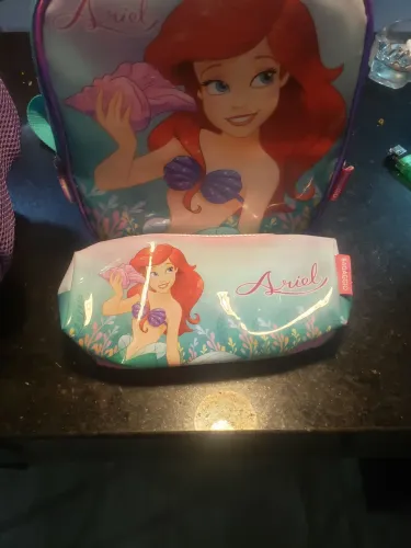 Mochilinha da princesa Ariel 