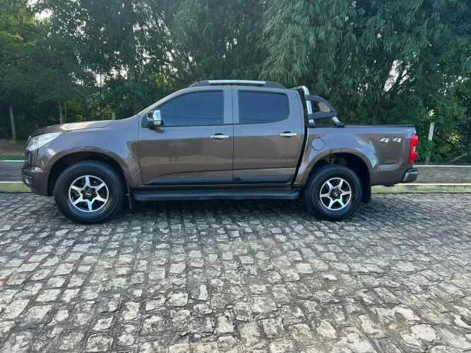 Chevrolet S10 Pick-up LT 2.8 TDI 4X4 CD Diesel 2013
