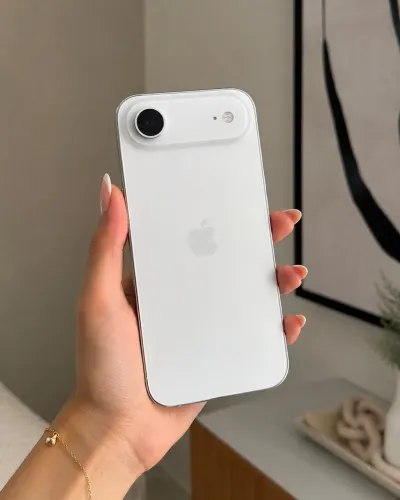 IPHONE 17 air
