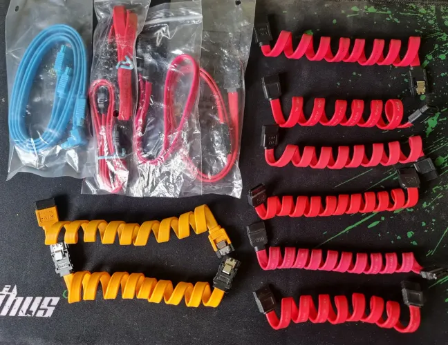 Cabo tipo SATA para computador