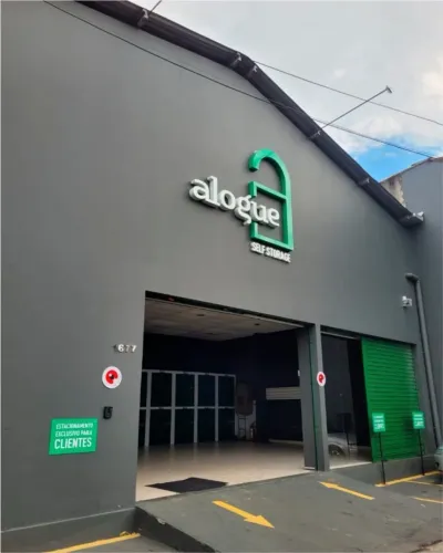 Galpão/ box para armazenagem