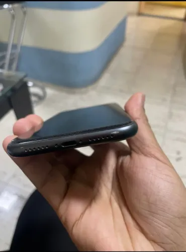 iPhone 11 - 128 GB
