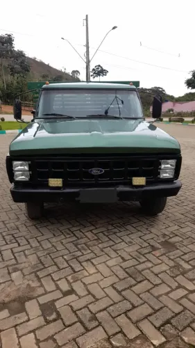 caminhão f4000 R$75.000,00 motor mwm229