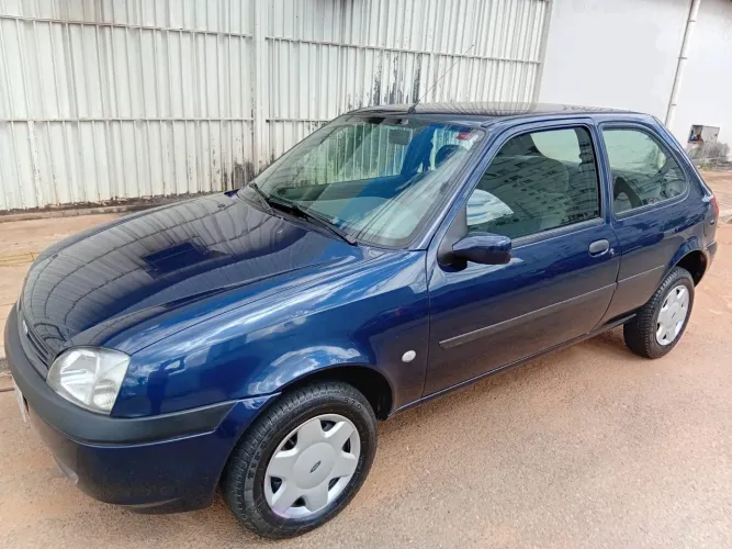 Ford Fiesta GL 1.0 3P 2001