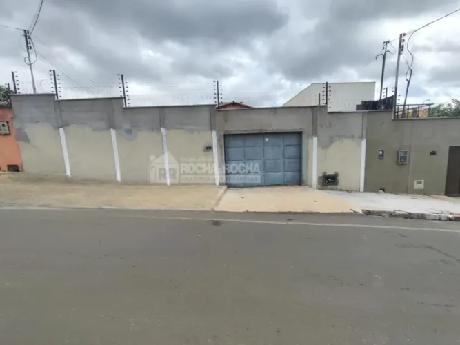 Casa para alugar com 265,60 metros quadrados no CIDADE NOVA - Teresina - Piauí