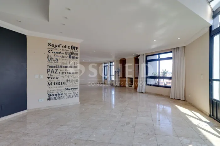 Magnífico Apartamento Duplex de 3 Suítes com 4 Vagas no Condomínio Vila Borghese, Morumbi