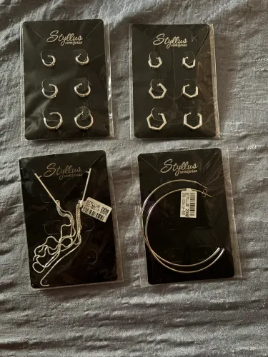 Semi jóias