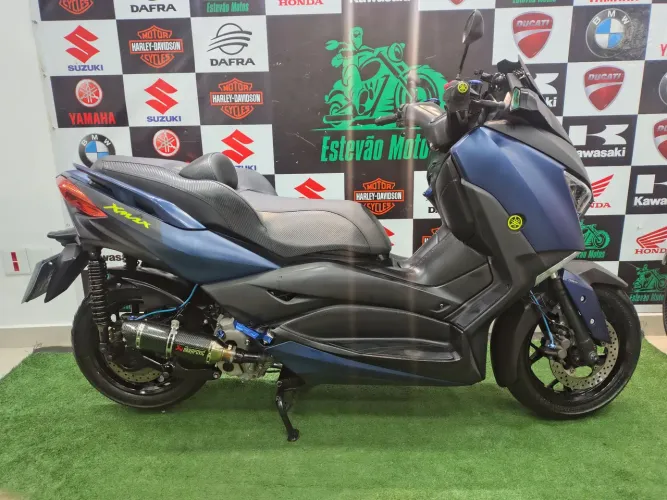 XMAX 250 ABS 2021 AZUL COM ACESSÓRIOS 