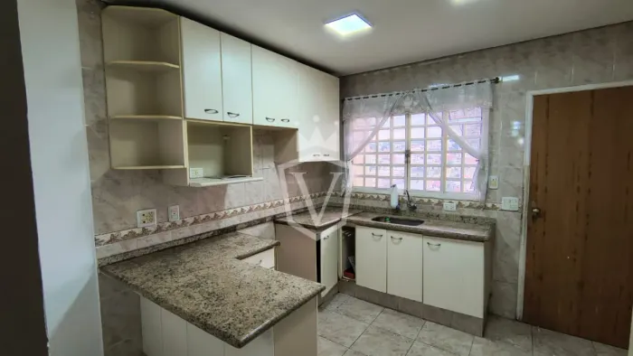 Casa com Edícula - Jardim Pacaembu | Jundiaí/SP
