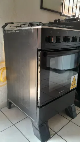 Vendo fogão 4 boca preto