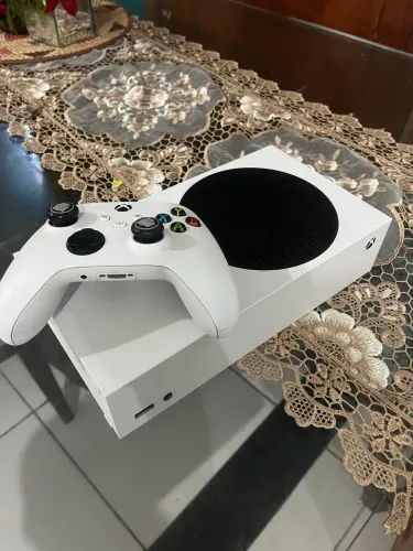XBOX SÉRIES S + HD 1TB + CONTROLE 