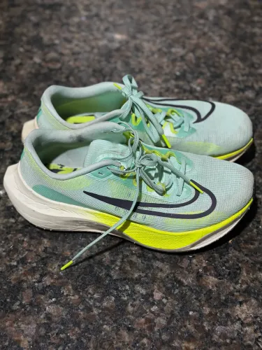 Tênis Nike Zoom Fly 5