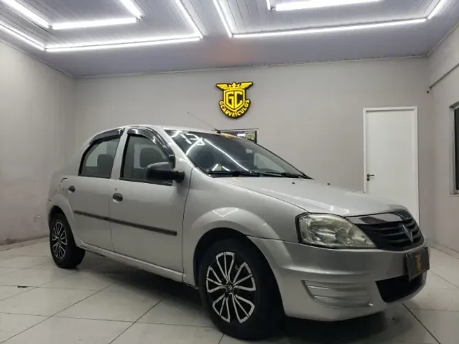 Renault Logan Authentique Hi-flex 1.0 16V 4P 2013