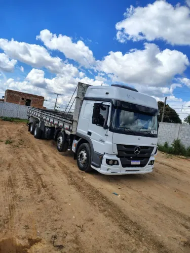 Atego 3030 ano 2021completo