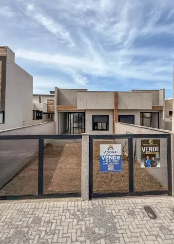 Casa para venda possui 99 metros quadrados com 3 quartos em Eliane - Guaratuba - Paraná