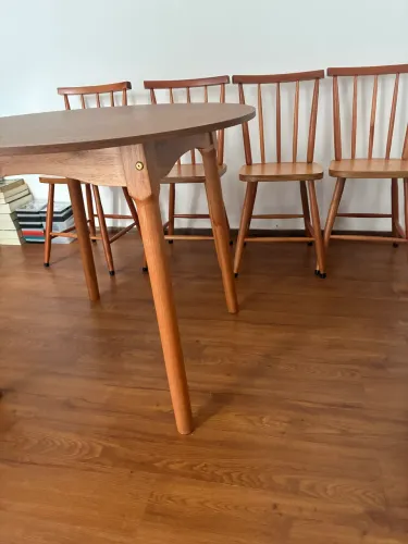 Conjunto mesa + 4 cadeiras