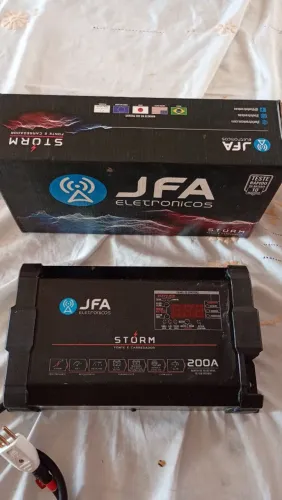 Fonte JFA de 200 amperes