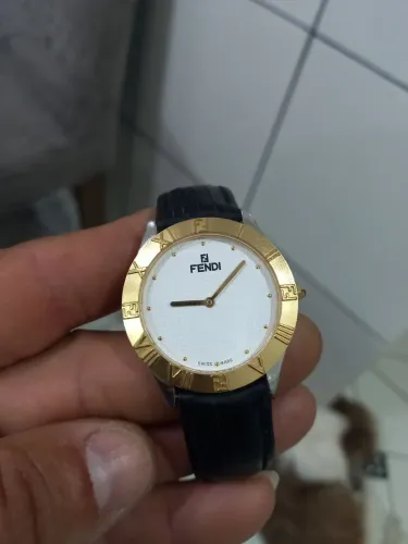 Relógio FENDI swiss made raríssimo