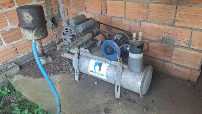 Vendo ordenha balde ao pé