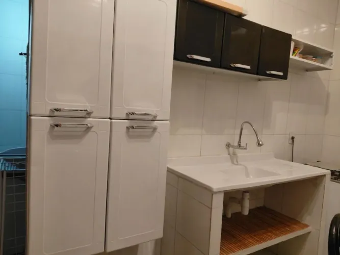 ?Armário de Cozinha Completo em Aço - Super Conservado (Oportunidade!)