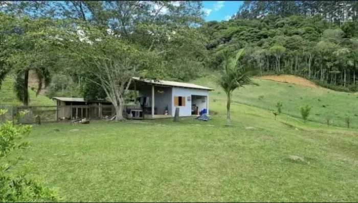 Imóvel para venda possui 30000 metros quadrados com 3 quartos em Zona Rural - São Bonifáci