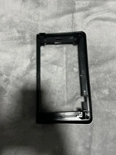 Moldura Multimidia Painel Audi A3 9 polegadas  2007 À 2012 Preto