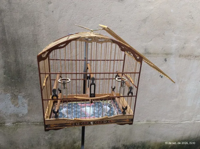 Gaiolas Trinca-Ferro
