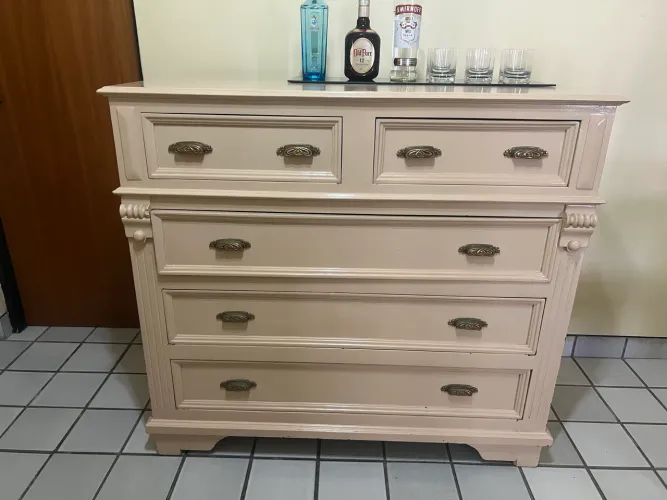 Móveis (cômoda, buffet, cristaleira ) R$ 700 cada